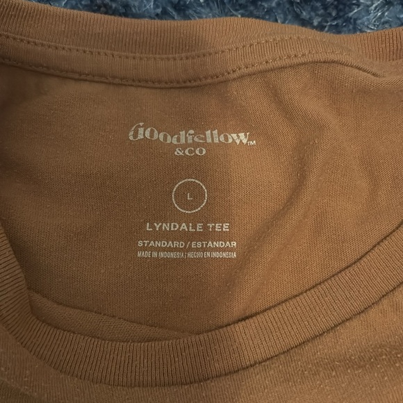 Goodfellow & Co Brown Basic T Shirt - Picture 2 of 3